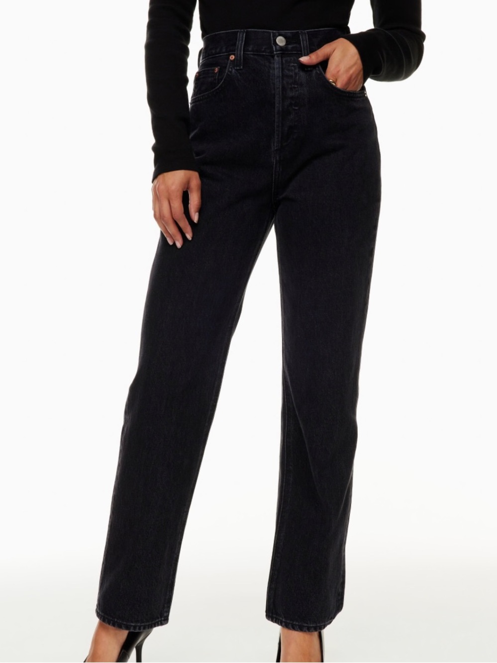 Aritzia Denim Forum 90s Joni Hi-Rise Loose Black Jeans (Size 31)